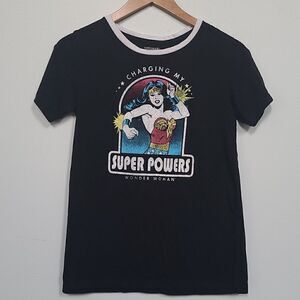 Wonder Woman Short Sleeve Shirt - Size S